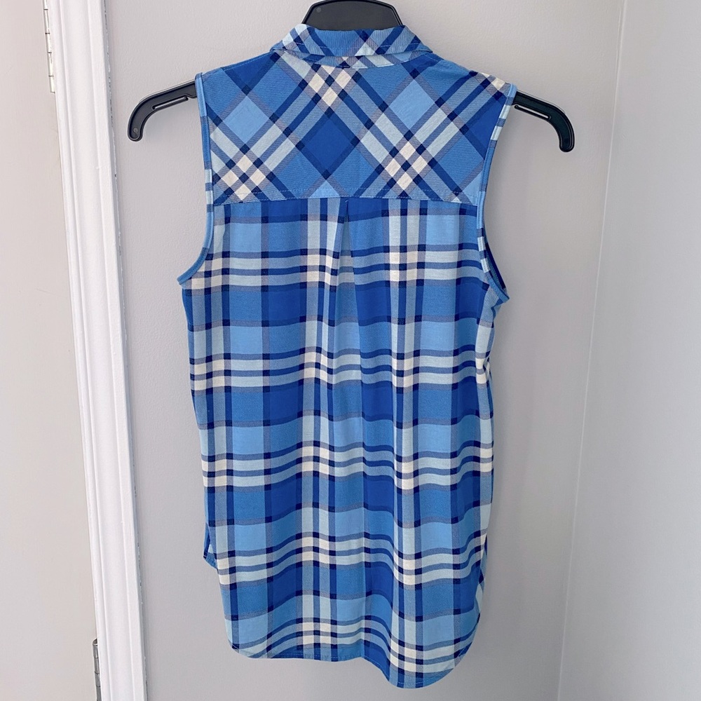 Ardene • 2tone blue button down sleeveless shirt - Picture 5 of 7